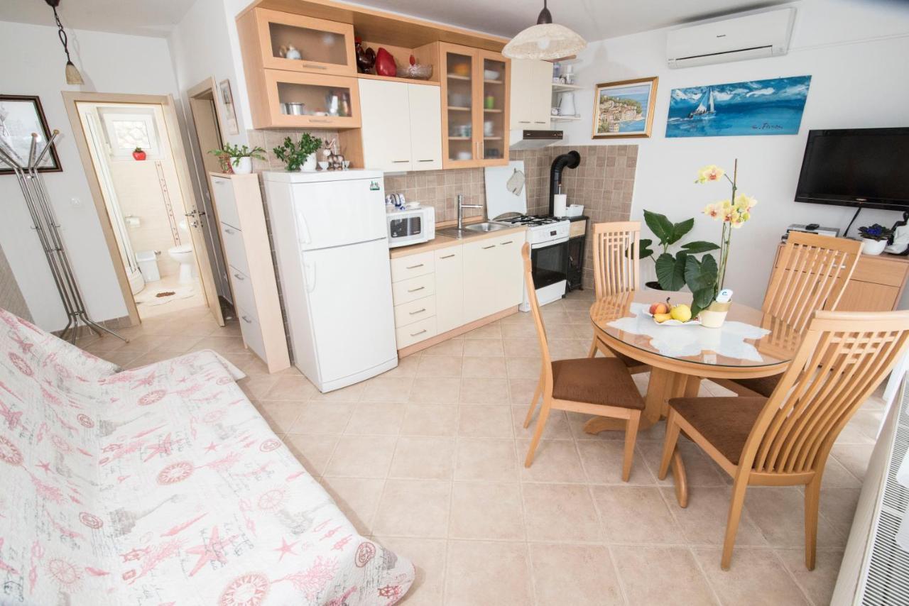 Apartment Alba Medveja Exteriér fotografie