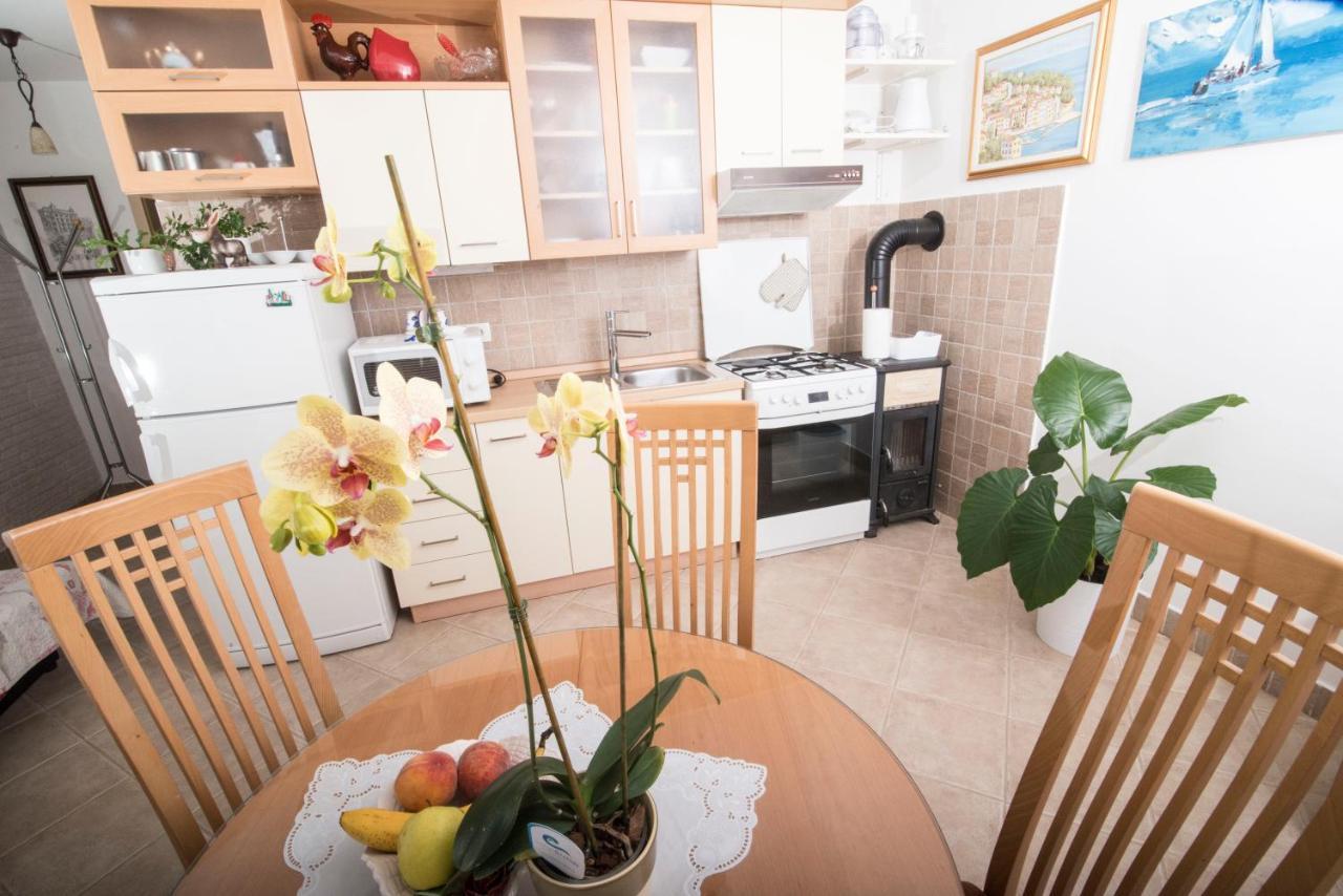 Apartment Alba Medveja Exteriér fotografie